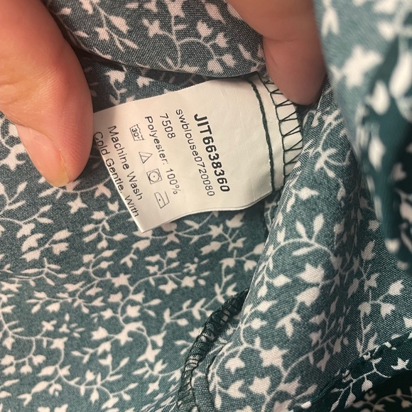 SHEIN Green Wrap Blouse with Long Sleeves and Tie Front size XS - Picture 4 of 7